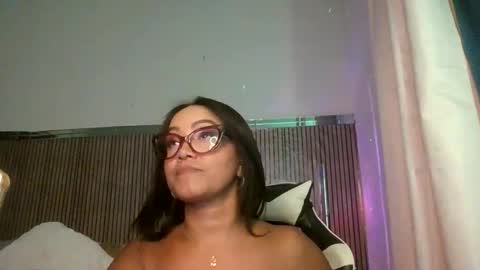 yameil online show from May 7, 7:52 pm