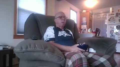 tacrunner66_ online show from January 11, 6:13 pm