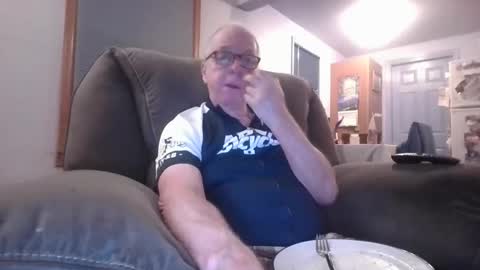 tacrunner66_ online show from February 8, 3:43 am