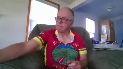 tacrunner66_ online show from April 29, 8:48 pm