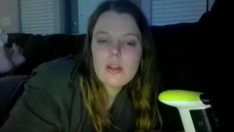 Snapshot of tacyluxe chatting on May 13, 8:01 am tacyluxe online show from May 13, 8:01 am