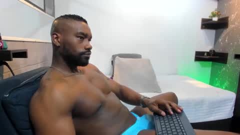 Tafari Zulu online show from December 2, 1:47 am