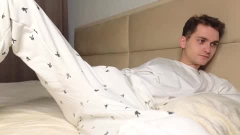 Snapshot of tai_fun chatting on January 7, 10:23 pm Alex online show from January 7, 10:23 pm