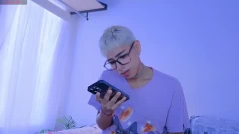 Snapshot of taichi_bluy chatting on September 18, 8:11 pm taichi online show from September 18, 8:11 pm