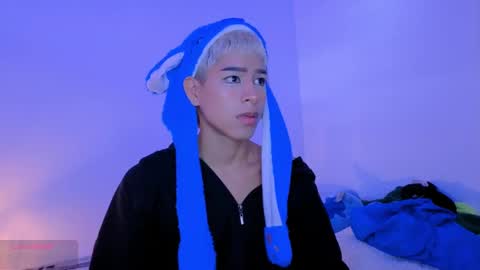 Snapshot of taichi_bluy chatting on September 25, 6:22 pm taichi online show from September 25, 6:22 pm