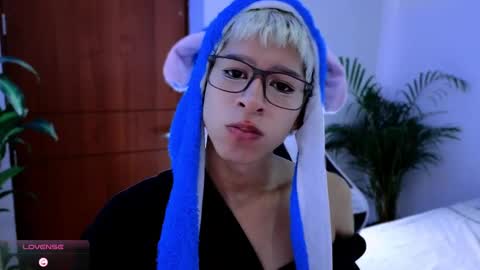 Snapshot of taichi_bluy chatting on October 6, 9:01 pm taichi online show from October 6, 9:01 pm