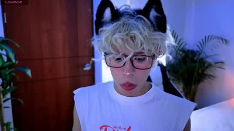 Snapshot of taichi_bluy chatting on October 11, 11:31 am taichi online show from October 11, 11:31 am