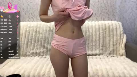 Tessa online show from February 23, 9:39 am