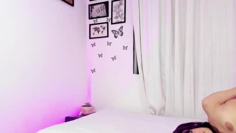 Liam and Juli online show from December 17, 5:40 am