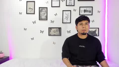 Liam and Juli online show from December 27, 8:35 am