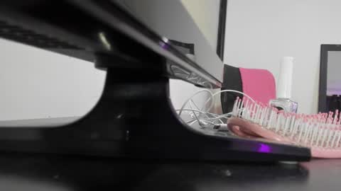 Liam and Juli online show from January 5, 9:48 am