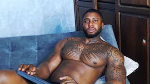 Tairon Tucke online show from December 24, 1:16 am