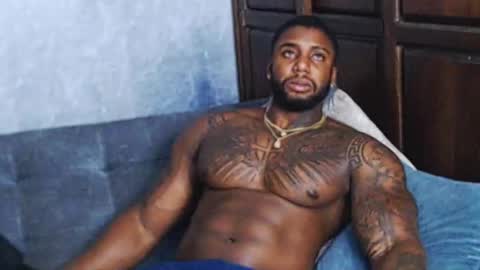 Tairon Tucke online show from December 28, 6:49 am