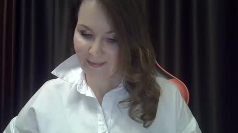 taisialucky77 online show from January 18, 6:23 pm