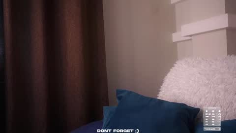 Snapshot of taitehambelton chatting on October 3, 7:16 am Mia online show from October 3, 7:16 am