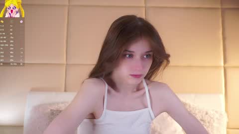 Mia online show from May 9, 1:11 am