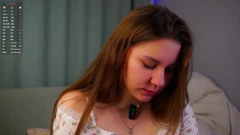 Molly online show from May 7, 1:44 am