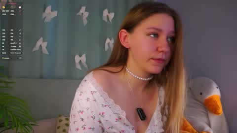 Molly online show from May 18, 4:07 am