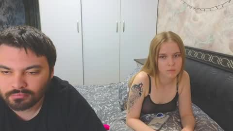taiti_fox_cub online show from June 23, 4:27 pm