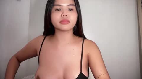 Snapshot of takashixxx69 chatting on October 20, 2:01 am yashie online show from October 20, 2:01 am