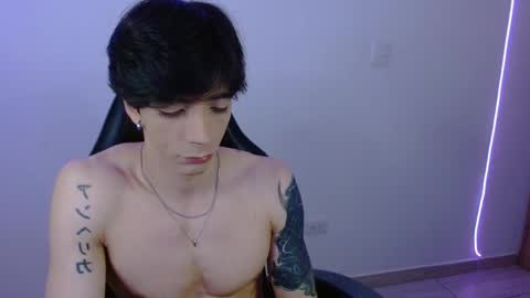 takeru___ online show from January 10, 6:37 am