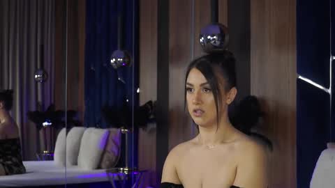 TaliaLure online show from November 5, 7:52 am