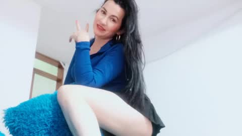 Talia  mia online show from April 29, 5:30 pm
