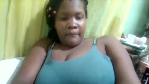 Snapshot of taliah254 chatting on May 4, 7:10 pm taliah254 online show from May 4, 7:10 pm