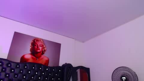 Snapshot of taliana36 chatting on February 5, 12:38 pm taliana36 online show from February 5, 12:38 pm