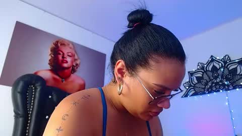 Snapshot of taliana36 chatting on February 25, 12:55 pm taliana36 online show from February 25, 12:55 pm