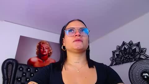 Snapshot of taliana36 chatting on March 6, 12:41 pm taliana36 online show from March 6, 12:41 pm