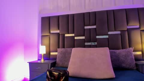 Snapshot of talianavega chatting on October 30, 7:25 pm tali  online show from October 30, 7:25 pm