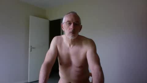 Jack Pierrot online show from May 5, 6:43 am