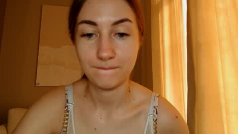  Kira  online show from December 21, 9:12 am