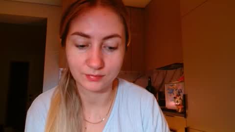  Kira  online show from January 7, 6:16 am