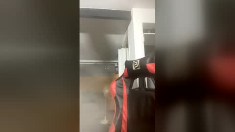 talktome4 online show from February 7, 1:42 am