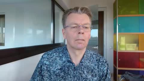 Snapshot of tall_dudenl chatting on November 17, 2:01 pm Tall daddy online show from November 17, 2:01 pm