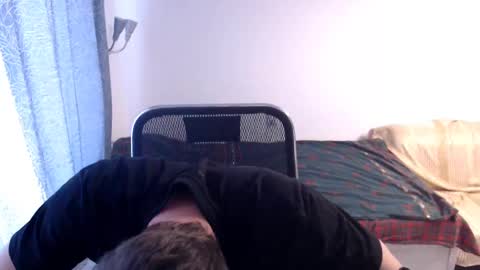 Snapshot of tall_sam chatting on March 9, 9:57 am tall_sam online show from March 9, 9:57 am