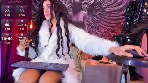 Snapshot of tall_sweetie chatting on March 19, 5:33 am tall_sweetie online show from March 19, 5:33 am