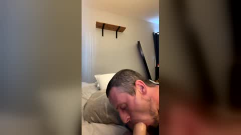 Snapshot of tallglassowater9cut459014 chatting on March 14, 12:43 pm first stream was very fun grateful for every follow and super active chat online show from March 14, 12:43 pm