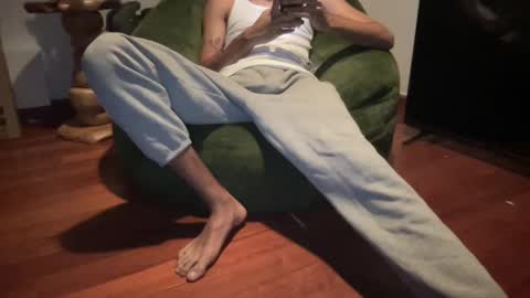 Snapshot of tallguy112 chatting on September 10, 12:10 am Free BI Dude online show from September 10, 12:10 am