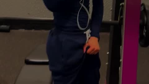 Snapshot of tallguy112 chatting on April 15, 8:09 pm Free BI Dude online show from April 15, 8:09 pm