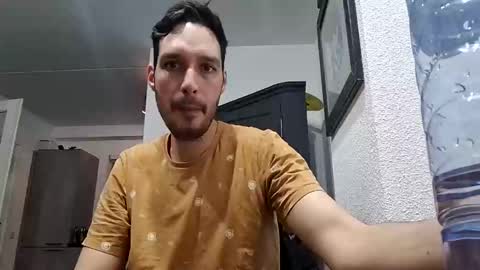 tallguy1991_23 online show from February 17, 11:33 pm