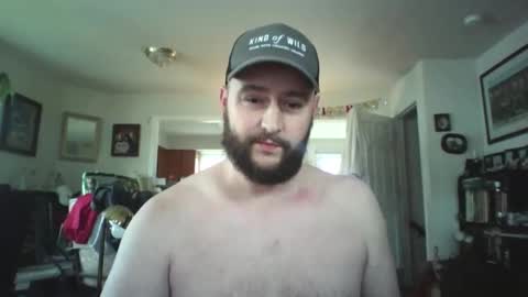 Snapshot of tallguy1994 chatting on December 2, 7:53 pm tallguy1994 online show from December 2, 7:53 pm