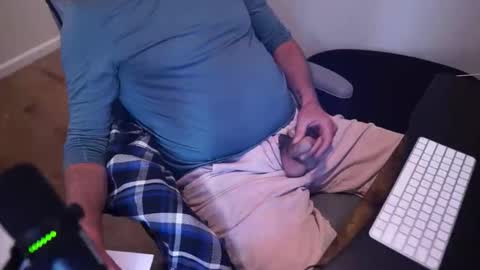 tallguy4unow online show from March 19, 6:34 pm