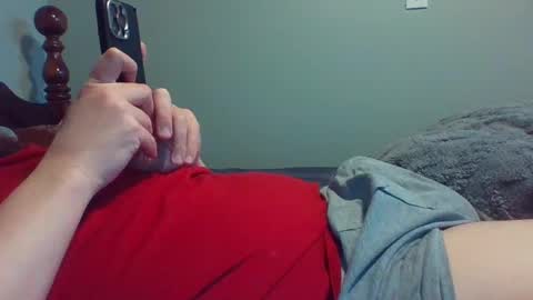 Snapshot of tallguy88444 chatting on December 15, 1:02 am tallguy88444 online show from December 15, 1:02 am