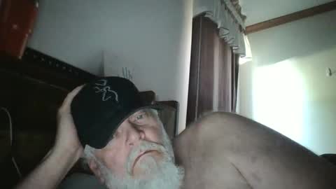 Tallndark656 online show from May 18, 10:59 pm
