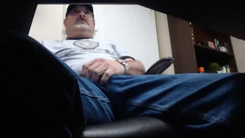 Snapshot of talltexxxan chatting on November 5, 12:43 am talltexxxan online show from November 5, 12:43 am