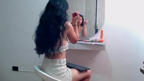 Snapshot of tamar4_f00x chatting on April 8, 12:49 pm Hi im sara online show from April 8, 12:49 pm