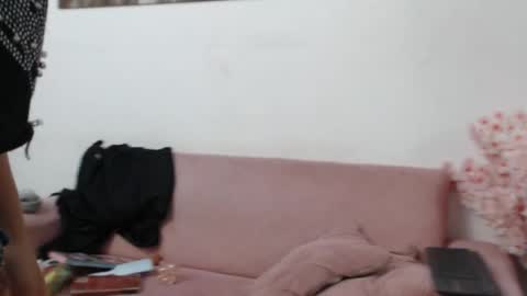 Snapshot of tamar4_f00x chatting on May 1, 12:43 pm Hi im sara online show from May 1, 12:43 pm